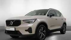 Bruin Gebruikt 2025 Volvo XC40 Plus SUV | € 47.950 (Eerlijke prijs)