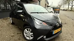 Gebruikt 2017 Toyota Aygo X-wave Hatchback | € 7.650 (Super prijs)