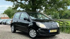 Gebruikt 2009 Renault Twingo Authentique Hatchback | € 3.750 (Eerlijke prijs)