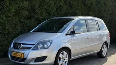 Grijs Gebruikt 2011 Opel Zafira Edition MPV | € 2.280 (Eerlijke prijs)