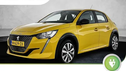 Occasion Peugeot e-208 Active 100 kW (136 PK) 2022 Geel Hatchback