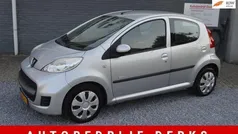 Grijs Gebruikt 2011 Peugeot 107 Hatchback | € 2.950 (Eerlijke prijs)