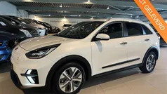 (swp) snow white pearl p Gebruikt 2020 Kia e-Niro SUV | € 21.400 (Eerlijke prijs)