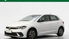 Wit Gebruikt 2022 VW Polo Life Hatchback | € 19.645 (Eerlijke prijs)
