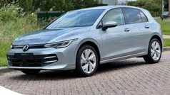 Zilver Gebruikt 2024 VW Golf VIII Edition Hatchback | € 32.995 (Eerlijke prijs)