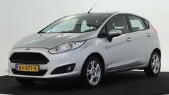 Grijs Gebruikt 2017 Ford Fiesta Style Hatchback | € 6.995 (Eerlijke prijs)