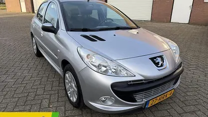 Occasion 2011 Peugeot 206+ Sportium Hatchback | € 3.550 (Eerlijke prijs)