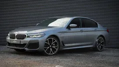 Grijs Gebruikt 2022 BMW 530e Executive Sedan | € 38.950 (Eerlijke prijs)