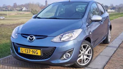 Occasion Mazda 2 Edition 84 PK (61 kW) 2014 Blauw Hatchback