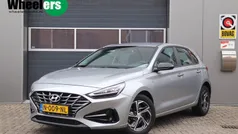 Grijs Gebruikt 2021 Hyundai i30 Comfort Hatchback | € 17.995 (Eerlijke prijs)