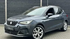 Grijs Gebruikt 2024 Seat Arona Business SUV | € 22.900 (Eerlijke prijs)