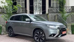 Grijs Gebruikt 2018 Mitsubishi Outlander Instyle SUV | € 20.445 (Eerlijke prijs)