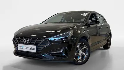 Phantom black pearl (pae) Occasion 2023 Hyundai i30 Comfort Hatchback | € 19.950 (Eerlijke prijs)