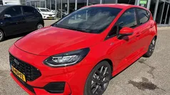 Rood Gebruikt 2023 Ford Fiesta ST-Line X Hatchback | € 15.645 (Eerlijke prijs)