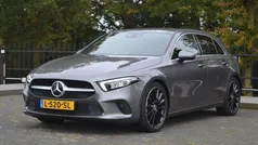 Grijs Gebruikt 2021 Mercedes A180 Avantgarde Hatchback | € 24.450 (Super prijs)