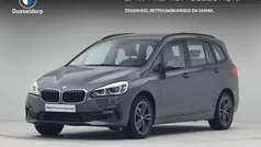 Grijs Gebruikt 2022 BMW 216 Sport Line Stationwagen | € 18.950 (Goede deal)