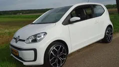 Wit Gebruikt 2022 VW up! Hatchback | € 12.995 (Eerlijke prijs)