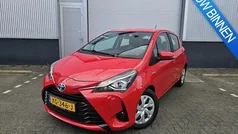Rood Gebruikt 2019 Toyota Yaris Active Hatchback | € 15.150 (Eerlijke prijs)