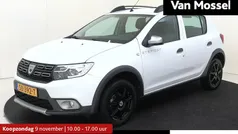 Wit Gebruikt 2018 Dacia Sandero Stepway Hatchback | € 12.935 (Eerlijke prijs)