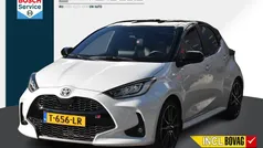 Wit Gebruikt 2022 Toyota Yaris Hybrid Sport Hatchback | € 25.750 (Eerlijke prijs)