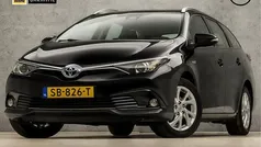 Zwart (metallic) Occasion 2018 Toyota Auris Touring Sports Sport Stationwagen | € 15.945 (Eerlijke prijs)