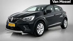 Zwart Gebruikt 2020 Renault Captur Zen SUV | € 17.935 (Eerlijke prijs)