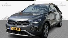 Grijs Gebruikt 2023 VW T-Roc Edition SUV | € 24.950 (Eerlijke prijs)