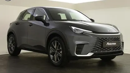 Grijs Gebruikt 2025 Lexus LBX SUV | € 37.499 (Eerlijke prijs)