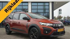 Bruin Gebruikt 2023 Dacia Jogger Extreme MPV | € 22.900 (Eerlijke prijs)