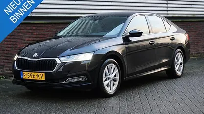 Occasion 2022 Skoda Octavia Business Line Hatchback | € 19.450 (Eerlijke prijs)