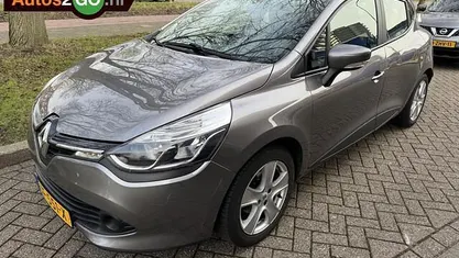 Occasion Renault Clio IV Expression 118 PK (86 kW) 2016 Hatchback