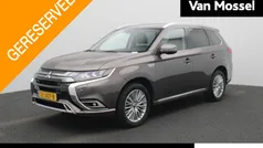 Gebruikt 2018 Mitsubishi Outlander P-HEV Intense SUV | € 18.900 (Eerlijke prijs)