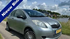 Gebruikt 2006 Toyota Yaris Terra Hatchback | € 3.450 (Eerlijke prijs)