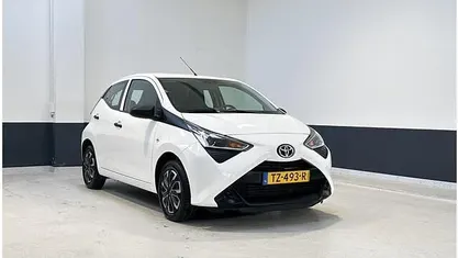 Occasion Toyota Aygo 72 PK (52 kW) 2018 Wit Hatchback