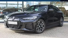 Zwart Gebruikt 2024 BMW i4 Executive Sedan | € 43.950 (Eerlijke prijs)
