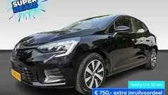 Gebruikt 2023 Renault Clio V Equilibre Hatchback | € 14.745 (Eerlijke prijs)