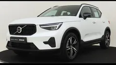 Wit Gebruikt 2024 Volvo XC40 Plus SUV | € 40.890 (Eerlijke prijs)