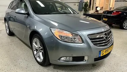 Grijs Gebruikt 2013 Opel Insignia Stationwagen | € 5.250 (Eerlijke prijs)