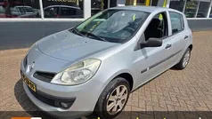 Gebruikt 2008 Renault Clio II Hatchback | € 2.440 (Eerlijke prijs)