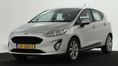 Grijs, metallic lak Gebruikt 2018 Ford Fiesta Trend Hatchback | € 9.745 (Eerlijke prijs)