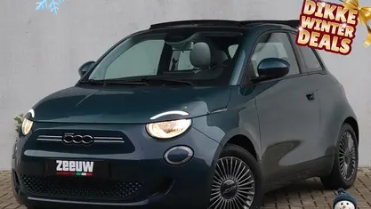 Blauw Occasion 2021 Fiat 500e Icon Cabriolet | € 18.900 (Eerlijke prijs)