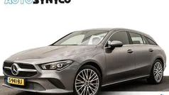 Grijs, metallic lak Gebruikt 2021 Mercedes CLA180 Shooting Brake Stationwagen | € 24.900 (Goede deal)