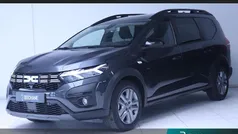 Grijs Gebruikt 2023 Dacia Jogger Extreme MPV | € 19.695 (Eerlijke prijs)