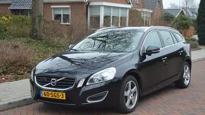Occasion Volvo V60 Summum 241 PK (177 kW) 2011 Zwart (metallic) Stationwagen