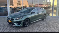 Groen Gebruikt 2025 Kia ProCeed GT-Line Hatchback | € 37.495 (Eerlijke prijs)