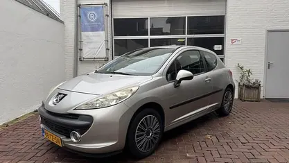 Occasion 2007 Peugeot 207 Hatchback | € 1.995 (Eerlijke prijs)