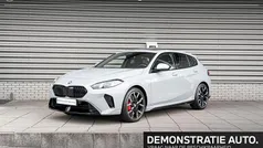 Saphirschwarz metallic (zwart metallic) Gebruikt 2025 BMW 123 M Sport Hatchback | € 62.068 (Eerlijke prijs)