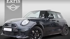 Gebruikt 2024 Mini John Cooper Works Comfort Hatchback | € 40.250 (Eerlijke prijs)