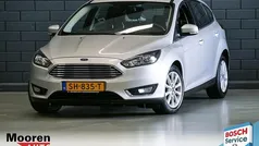 Grijs, metallic lak Gebruikt 2018 Ford Focus Titanium Hatchback | € 12.500 (Eerlijke prijs)