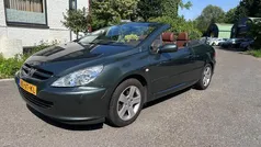Grijs Gebruikt 2004 Peugeot 307 CC Cabriolet | € 1.000 (Goede deal)